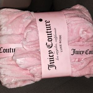 Juicy Couture Luxe Robe Pink